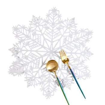 1 Ks Stôl Mat Snowflake Samoopaľovacie PVC Placemat Duté Izolácie Dráha Podložky Tabuľka Misy Domov Vianočný Dekor žiaruvzdorné