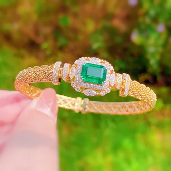 Dámske Luxusné 18K Zlatom Putá Náramok pre Ženy Námestie Lab Emerald Bangles Dobové Hostiny, Šperky Darček k Narodeninám