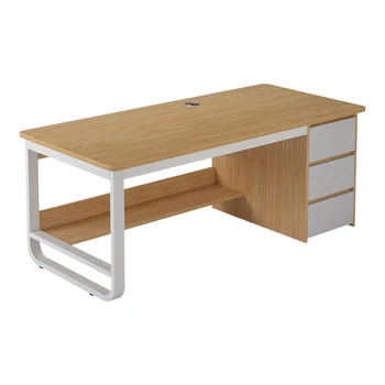 Stôl je jednoduchý a moderný office je multi-osoby, stôl a stoličky zmes a jednoduché ploche typ